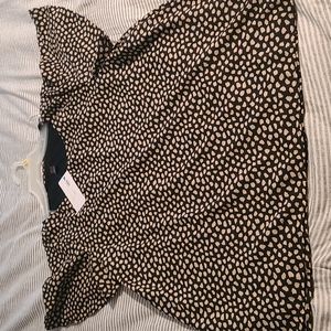 Nwt.  I Joah Premium Floating Spots Tunic. Black with tan spots.